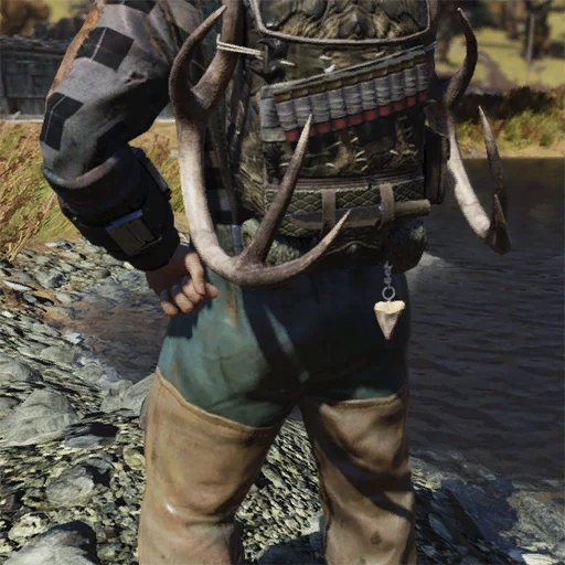 Брелок для рюкзака "Акулий зуб" - скриншот 1