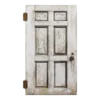 Окрашенная деревянная дверь